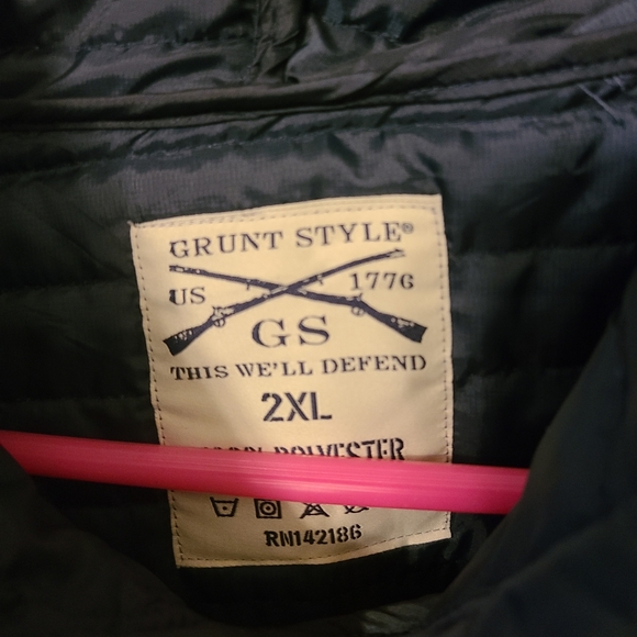 New Without Tags Quilted Hoodie By Grunt Style - Picture 5 of 5